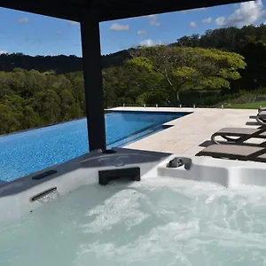 Resort Springs Mapleton