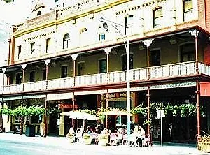 Hotel Plaza Adelaide